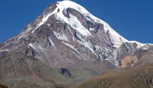 KAZBEK 5033 m