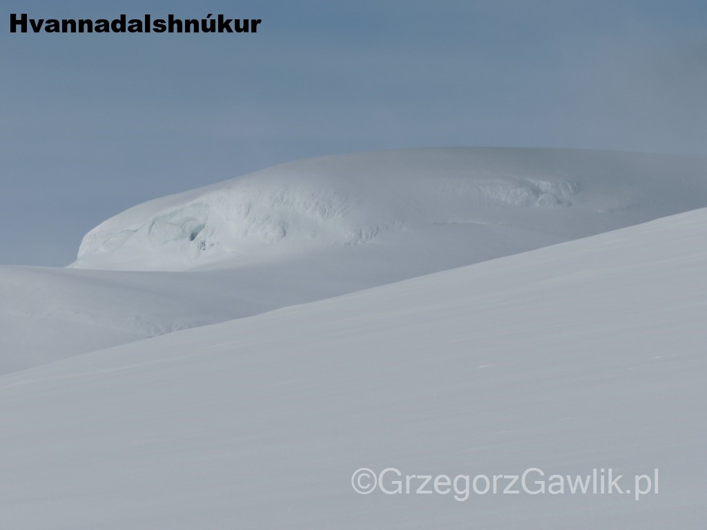  Kopuła szczytowa Hvannadalshnúkur 2119 m - najwyższej góry Islandii.