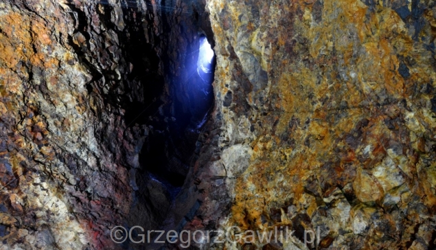 Górny fragment krateru Thrihnukagigur.