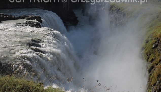 Gulfoss – zwany też Złotym Wodospadem, jeden z najpotężniejszych na Islandii