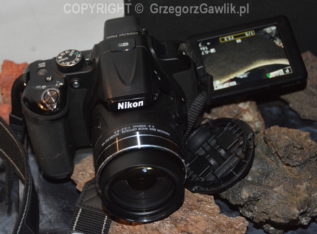 NIKON COOLPIX P600