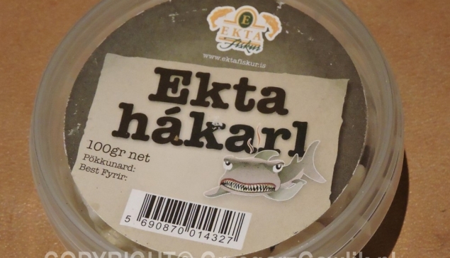 Pudełko z islandzkim hakarlem